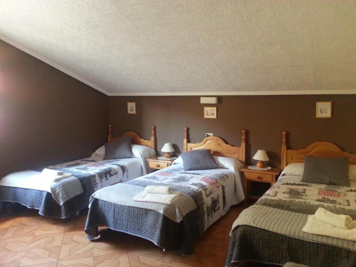 Hostal La Collada De Aralla Aralla de Luna Εξωτερικό φωτογραφία