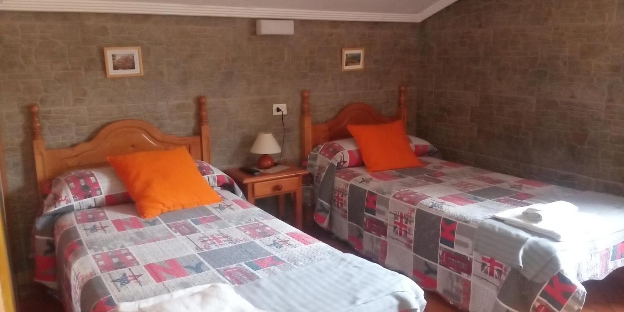 Hostal La Collada De Aralla Aralla de Luna Εξωτερικό φωτογραφία